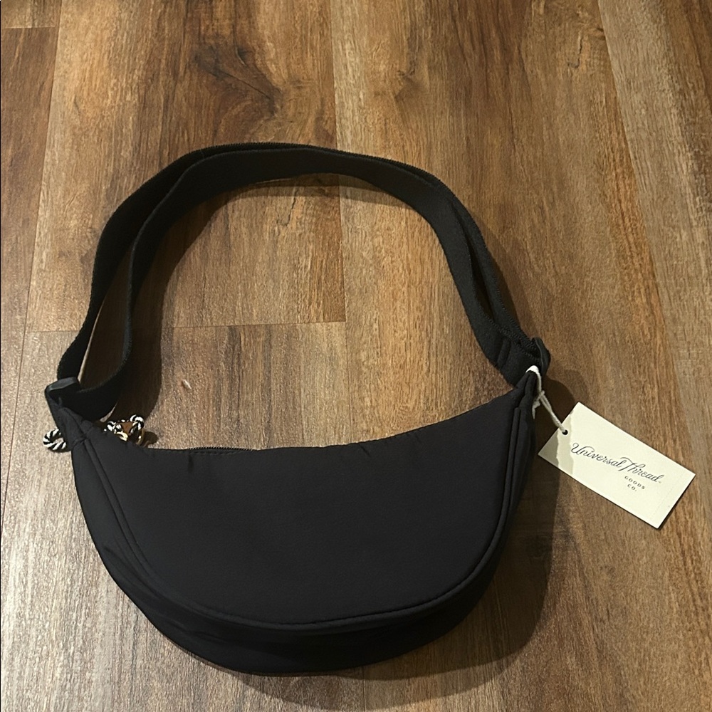 Universal Thread Black Shoulder Bag